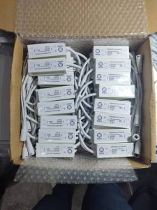 ارسال لامپ های ۶۰ در ۶۰ مگنتی فلت به عراق